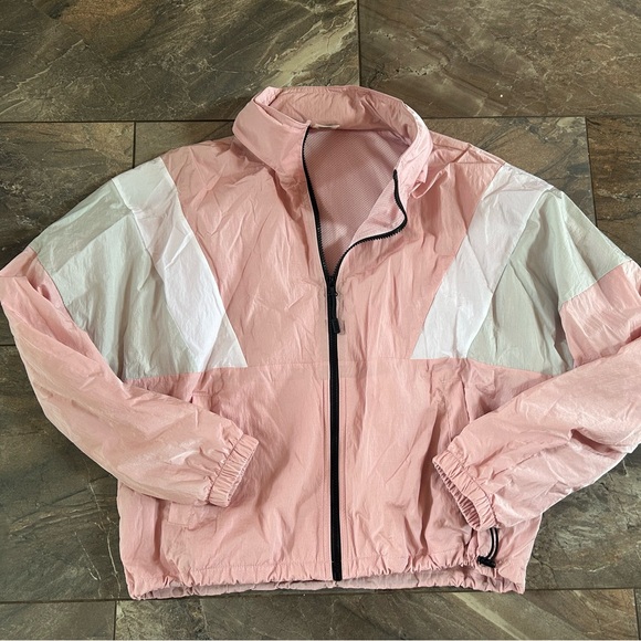 Stylish hooded windbreaker by VS Pink - Picture 1 of 8